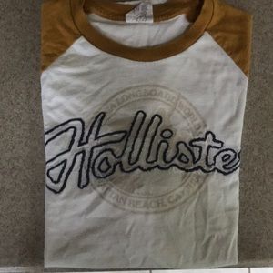 Men’s Hollister T-Shirt size med. soft 100% cotton